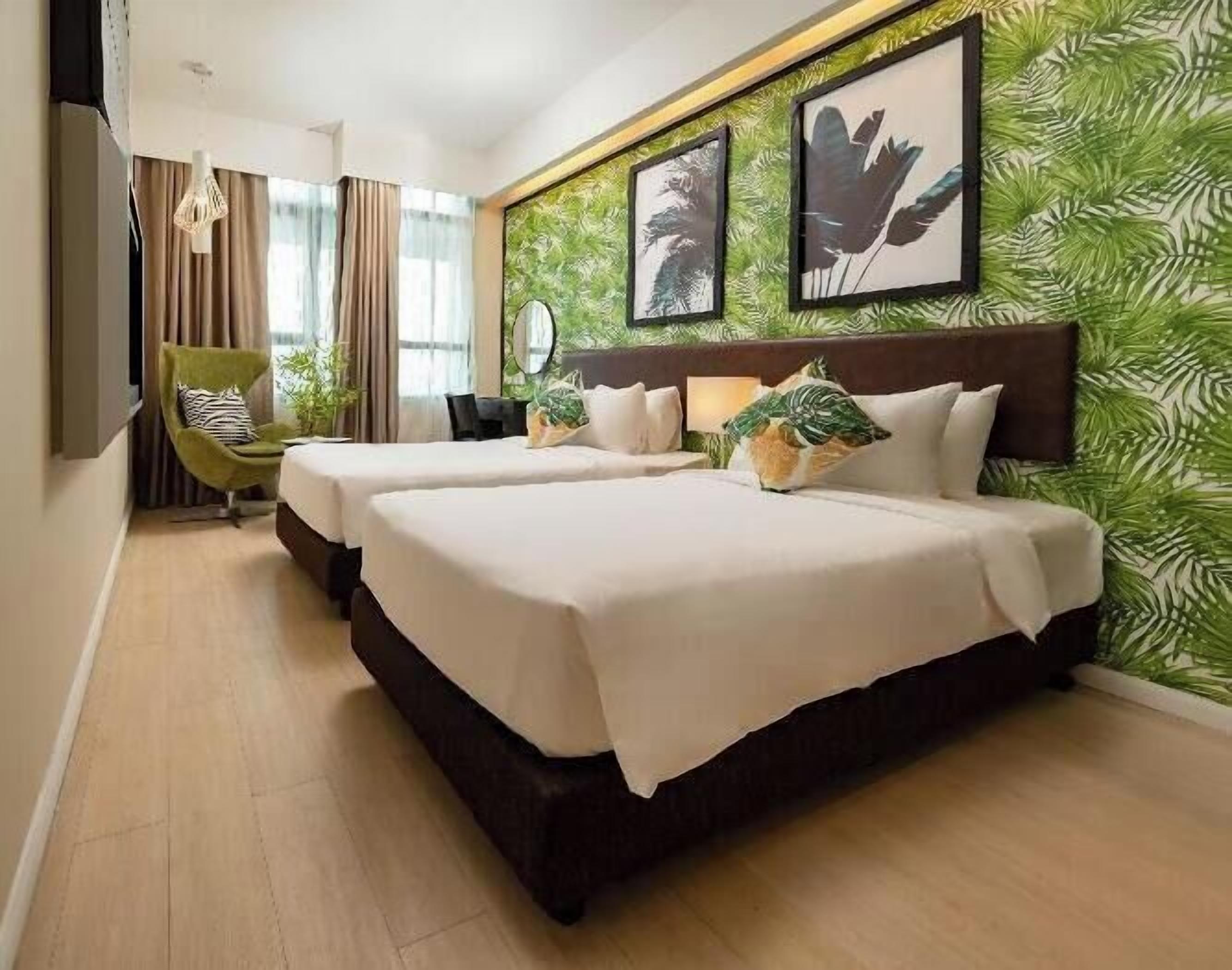 Down duvets, minibar, blackout curtains, soundproofing