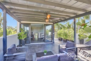 House | Terrace/patio