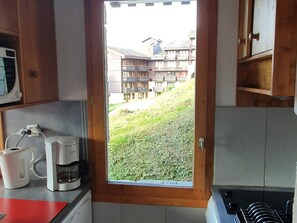 Frigorifero, microonde, forno, lavastoviglie