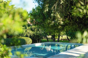 Seasonal outdoor pool - Agroturismo Malbuger Nou - Adults only (Mahón)