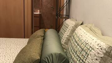 3 chambres, fer et planche Ă repasser, Wi-Fi, draps fournis