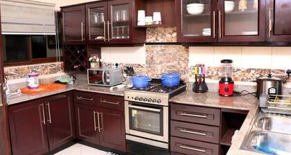 Sakumono Broadway, Sakumona, Ghana