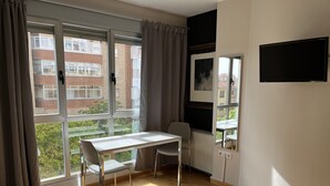 Unclassified image, 3 of 9, button - León Apartments. 20 years of success. Centrally located and recently air-conditioned (León)