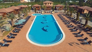 2 outdoor pools, pool umbrellas, pool loungers
