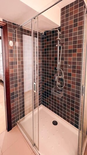 Bathroom - Casa Yaye Écija: Apartment with 2 bedrooms and community pool (Ecija)