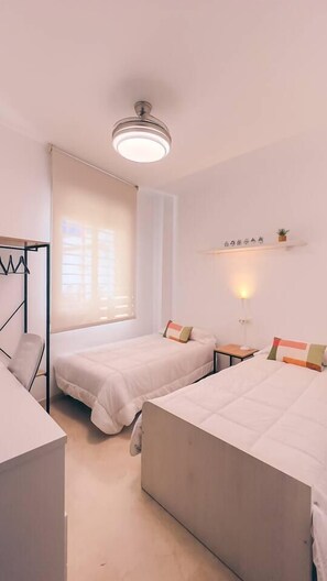 Room - Casa Yaye Écija: Apartment with 2 bedrooms and community pool (Ecija)