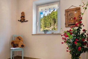 Interior - Apartment Betites Trilocale with Mountain View, Balcony & Wi-Fi (Canazei)