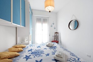 3 dormitorios, tabla de planchar con plancha, wifi gratis y ropa de cama