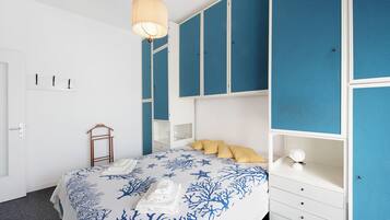 3 camere, ferro/asse da stiro, Wi-Fi gratuito, lenzuola