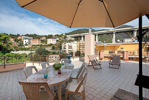 Appartement "Attico di Silvy e Kikka" avec vue sur la mer, terrasse et Wi-Fi.