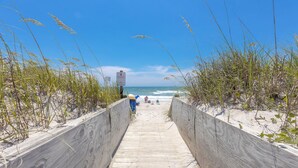 Beach nearby - Aint Dat A Beach I  - 1BR Lower Unit on the 2nd Row (North Topsail Beach)