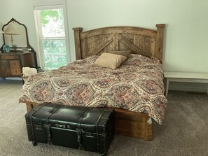 1 bedroom - Welcome to Pine Haven! (Ashland)