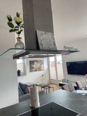 Interior - Large modern penthouse apartment with roof terrace (Uetersen)