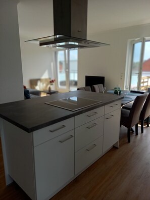 Dining - Large modern penthouse apartment with roof terrace (Uetersen)