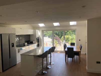 Impeccable 1-bed House in Orpington