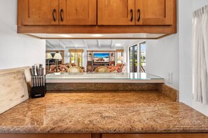 Interior - Wailea Ekolu #308 Beautiful Ocean View, Near Golf Course and Beaches, A/C (Wailea)