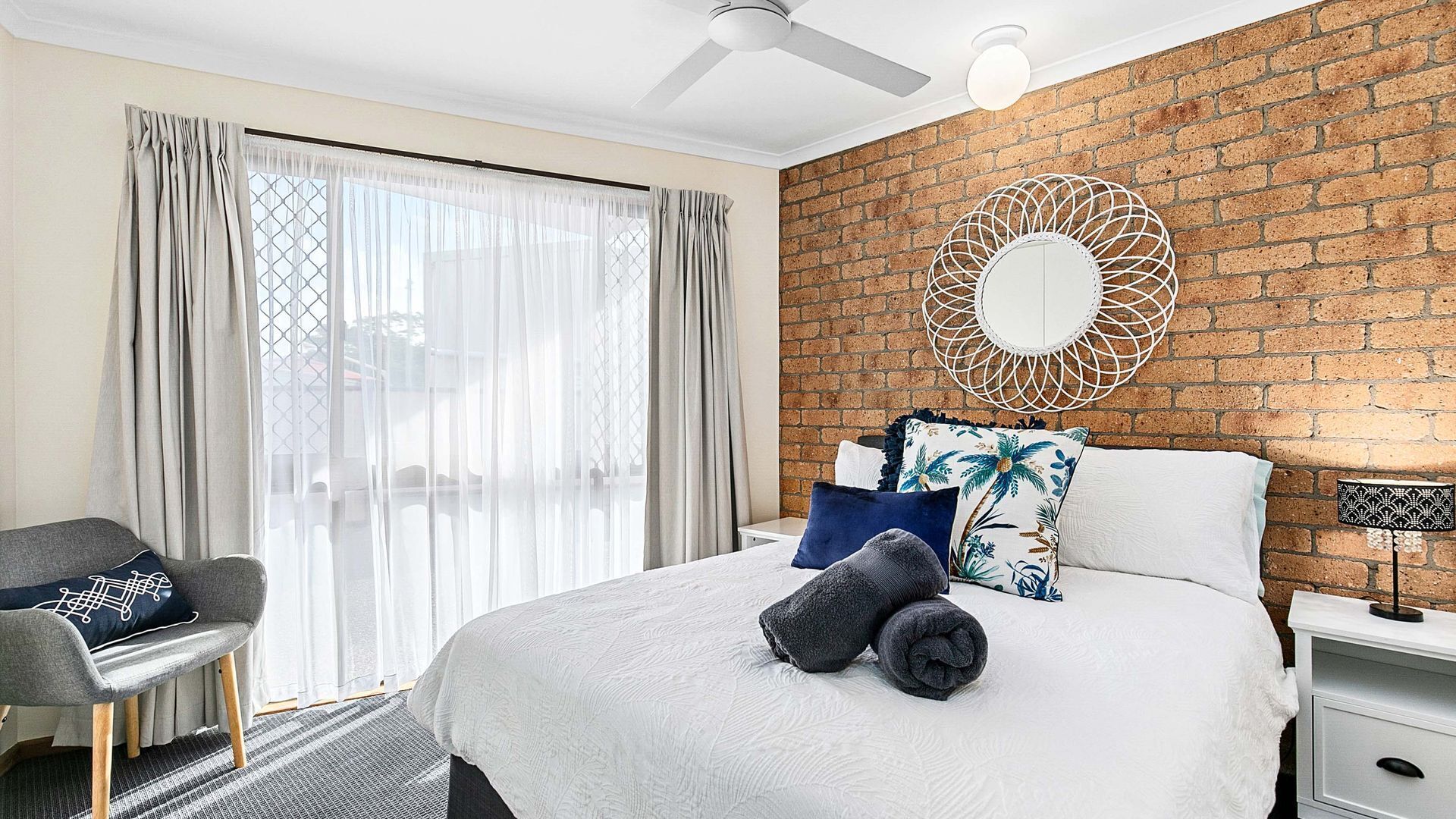 2 bedrooms, iron/ironing board, free WiFi