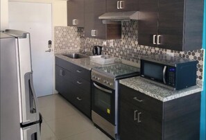 냉장고, 전자레인지, 오븐, 쿡탑