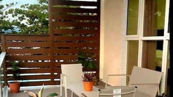 Apartment | Terrace/patio