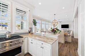 Fridge, microwave, oven, stovetop - Spend Summer at this Gulf View Home with Private Pool and Low-Speed Vehicle (Santa Rosa Beach)