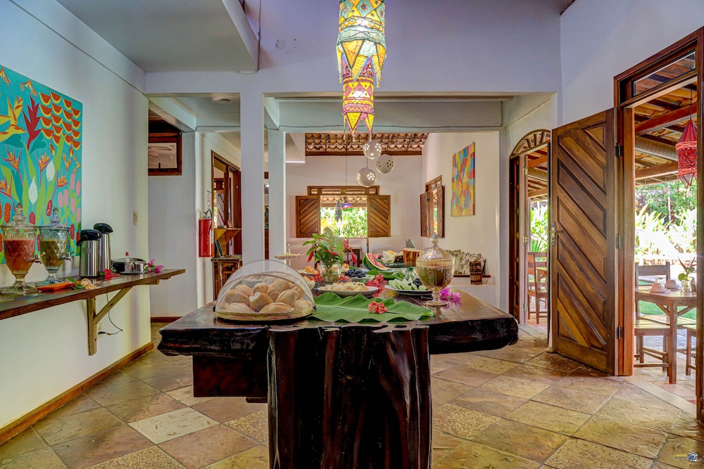 Pousada Zazá by null