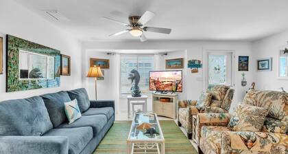 Beach N Bay 204 1 Bedroom Villa by RedAwning