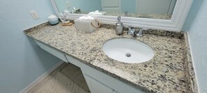 Condo, 1 Bedroom | Bathroom | Shampoo
