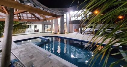 spectacular chacara c heated pool air cond closed