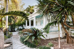 Jardines del alojamiento