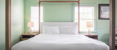 1 habitación, tabla de planchar con plancha, wifi y ropa de cama