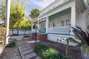 Exterior - The James Classic | Ground Floor King (Key West)
