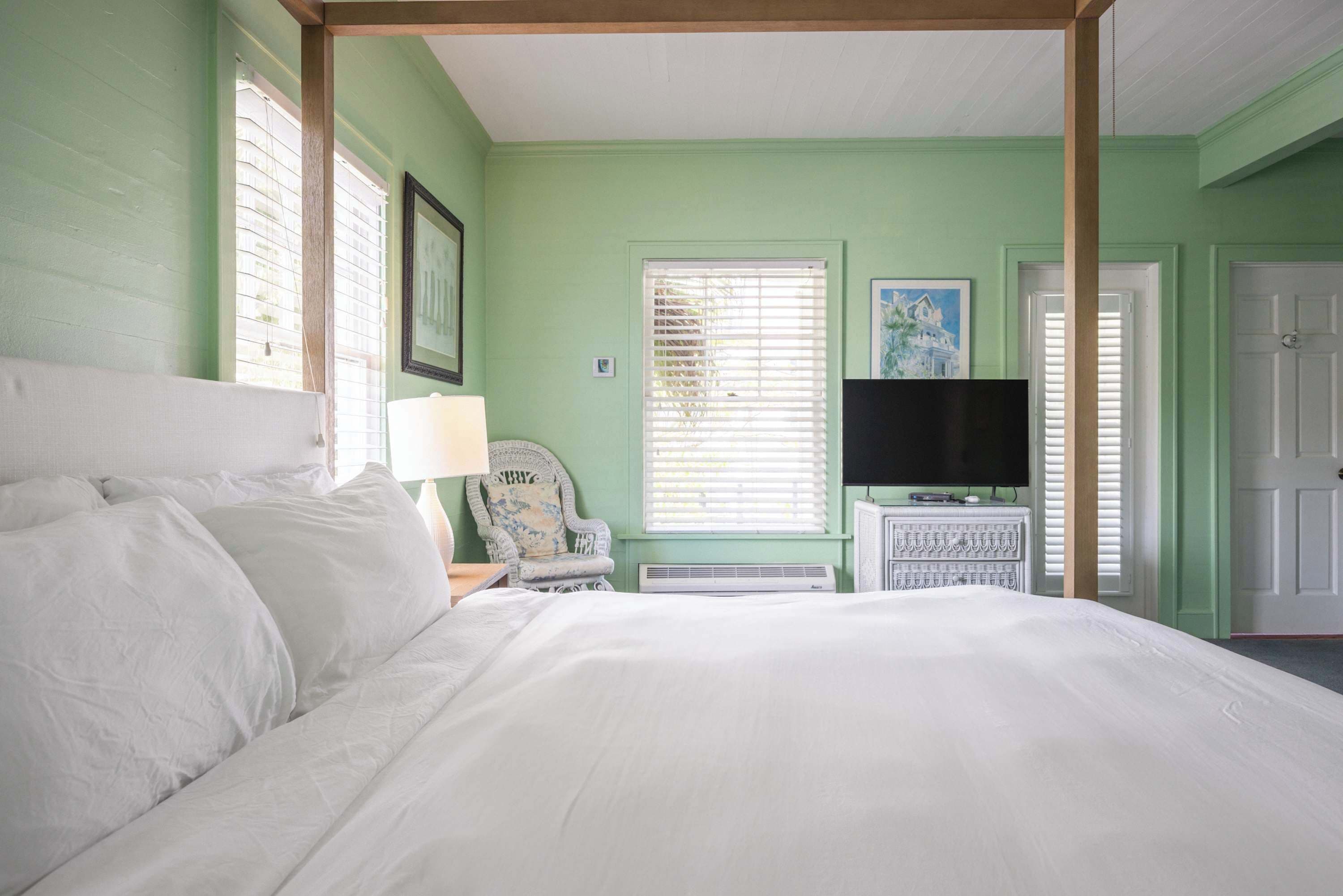 1 chambre, fer et planche à repasser, Wi-Fi, draps fournis