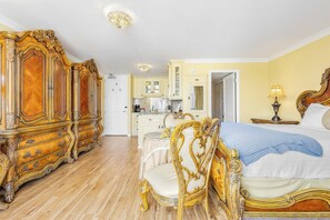 Desk, iron/ironing board, free WiFi, bed sheets