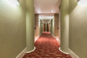 Interior - Raphael Penthouse | Square and Mall and Pool Access (Johannesburg)