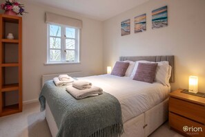 4 chambres, fer et planche à repasser, Wi-Fi gratuit, draps fournis