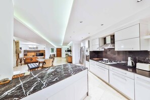 Fridge, microwave, oven, dishwasher - Villa Julia - Six Bedroom Villa, Sleeps 12 (Kalkan Belediyesi)
