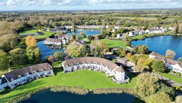 Exterior - Isis Lakes 84, Tortola Lodge (P) - Lakeside Lodge, On-Site Activities, Sleeps 8 (South Cerney)