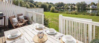 Windrush Lake 87, The Retreat (P)