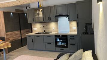 2 slaapkamers, een kluis op de kamer, een bureau