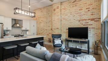 Televisión y oficina