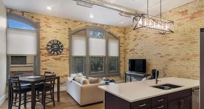 Golden Lofts Unit 4 Downtown Traverse City 2BD/2BA