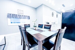 Maison Prestige | Salle à manger