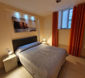 2 bedrooms, iron/ironing board, internet, bed sheets - Casina Rossa Apartment Vesuvius (Napoli)