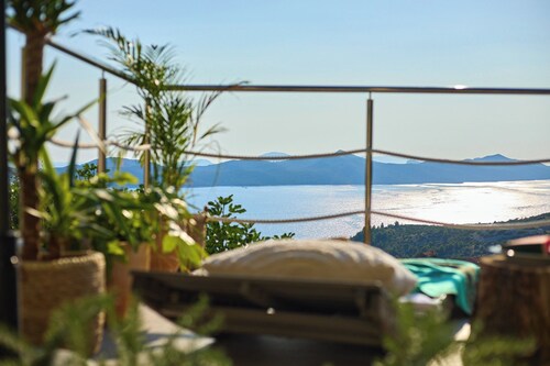 House Lilla with Private Hot Tub