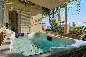 Uklassifisert bilde, 5 av 62, knapp