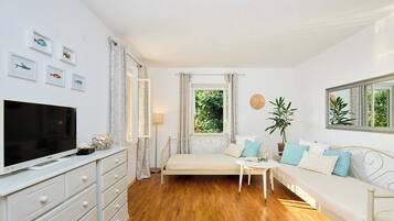 3 Schlafzimmer, Bügeleisen/Bügelbrett, Bettwäsche