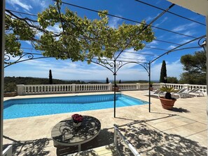 Piscine extérieure, piscine chauffée