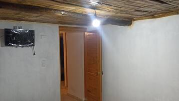 6 bedrooms, free WiFi, bed sheets