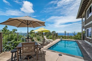 Pool - HALE LIO KAI: GORGEOUS HOME WITH POOL, HOT TUB & STUNNING OCEAN/SUNSET VIEWS (Kailua Kona)