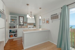 Fridge, microwave, oven, stovetop - Kona Mansions#309 Top Floor,Beautiful, AC, Located in Heart of Town (Kailua Kona)